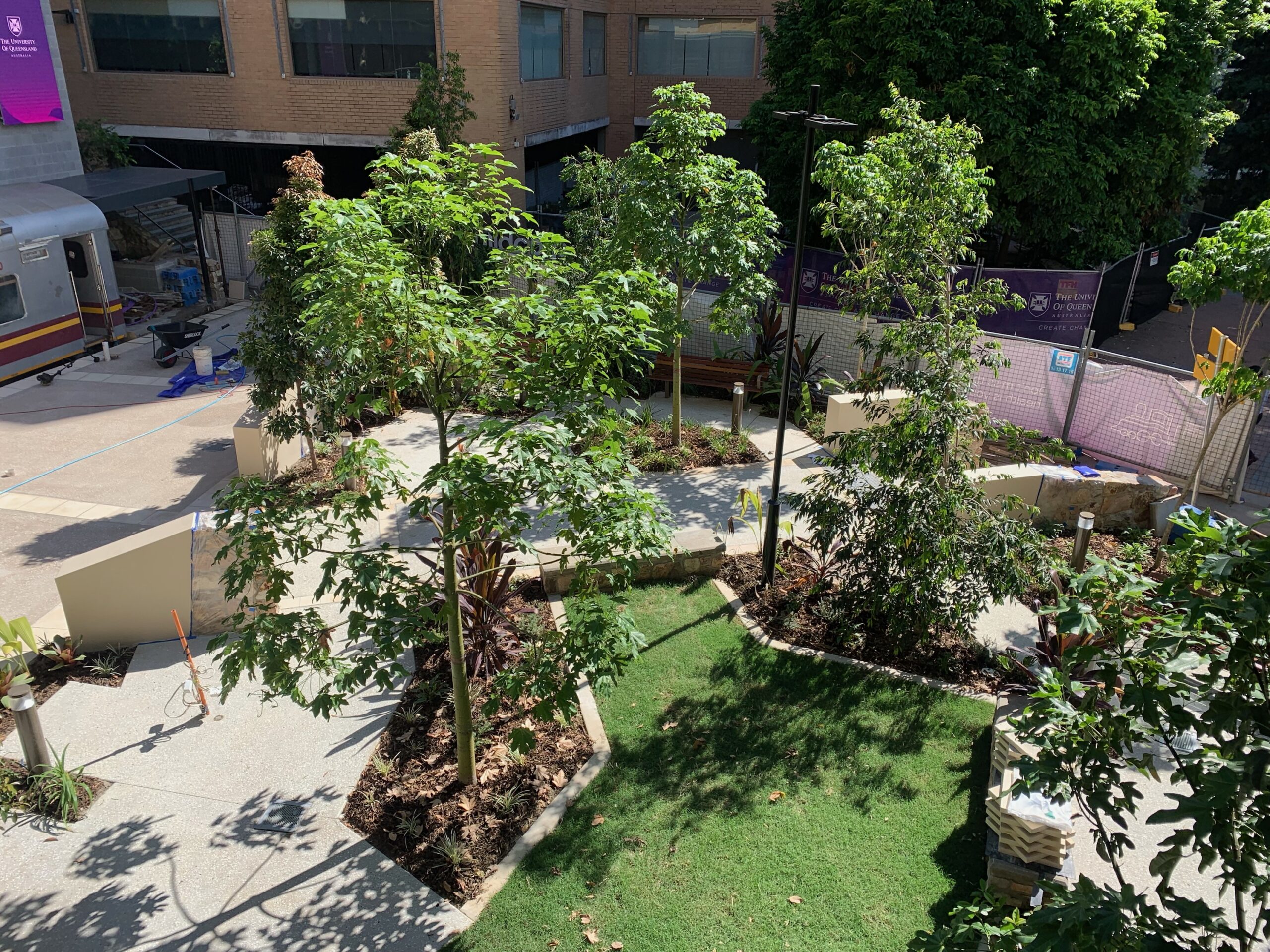 University of Queensland Forecourt